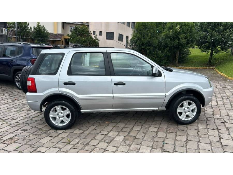 FORD - ECOSPORT - 2006/2006 - Prata - R$ 32.000,00