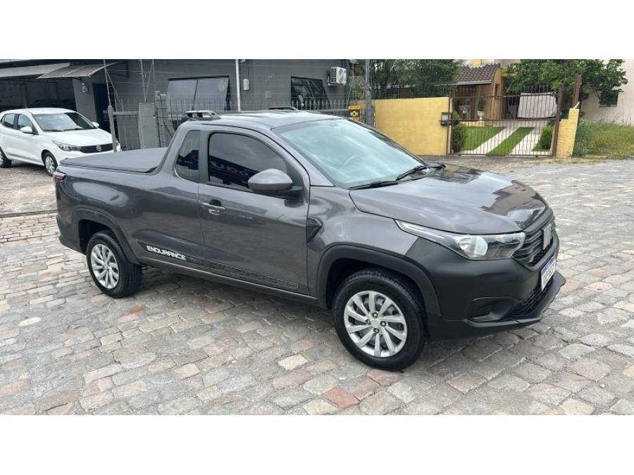 FIAT - STRADA - 2022/2022 - Cinza - R$ 73.000,00