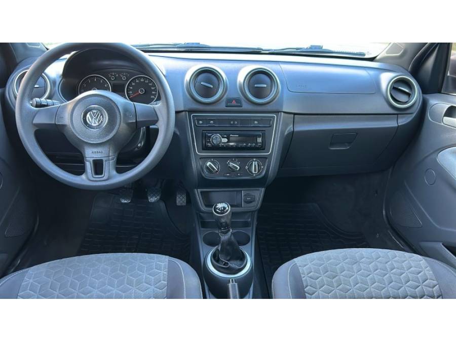 VOLKSWAGEN - GOL - 2014/2014 - Prata - R$ 39.990,00