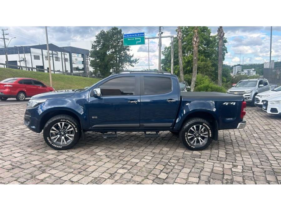 CHEVROLET - S10 - 2016/2017 - Azul - R$ 153.000,00