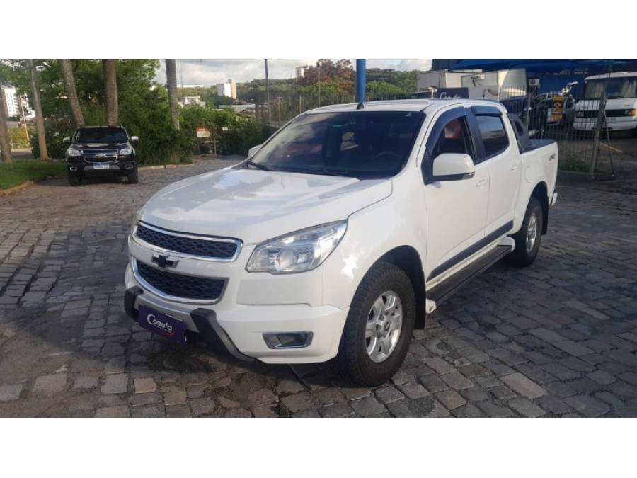 CHEVROLET - S10 - 2012/2013 - Branca - R$ 112.000,00