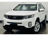 KIA MOTORS - SORENTO - 2014/2015 - Branca - R$ 79.000,00