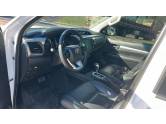 TOYOTA - HILUX - 2024/2024 - Branca - R$ 262.000,00