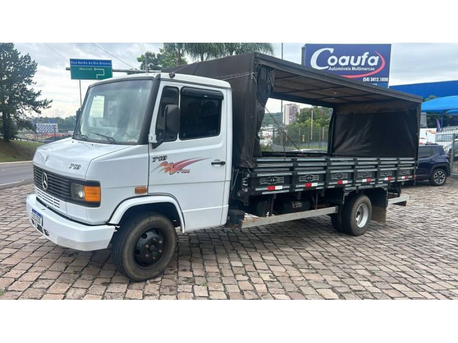 MERCEDES-BENZ - 710 (DIESEL) - 2007/2008 - Branca - R$ 157.000,00