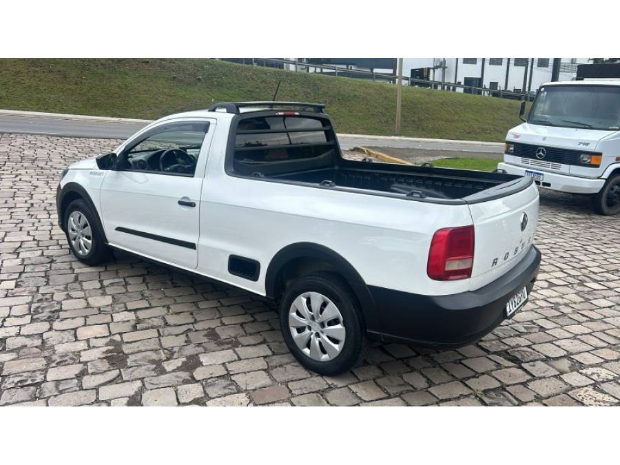 VOLKSWAGEN - SAVEIRO - 2017/2018 - Branca - R$ 53.000,00