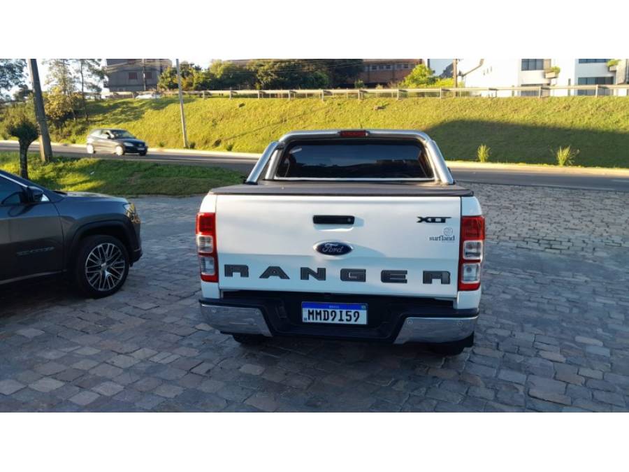 FORD - RANGER - 2014/2014 - Branca - R$ 101.000,00