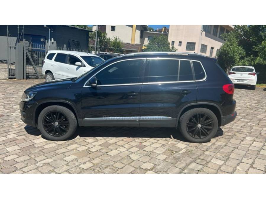 VOLKSWAGEN - TIGUAN - 2012/2012 - Preta - R$ 64.000,00