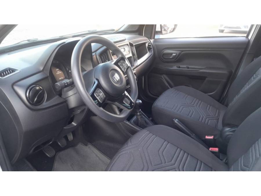 FIAT - STRADA - 2021/2022 - Branca - R$ 80.000,00