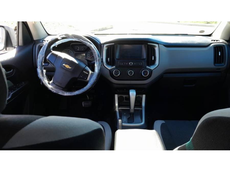 CHEVROLET - S10 - 2018/2019 - Branca - R$ 128.000,00