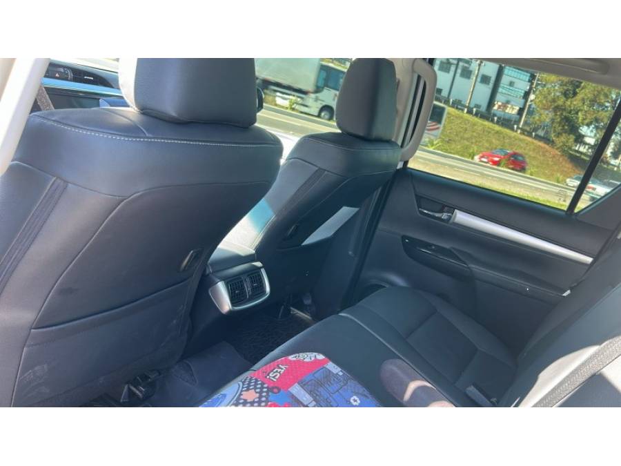 TOYOTA - HILUX - 2024/2024 - Branca - R$ 262.000,00