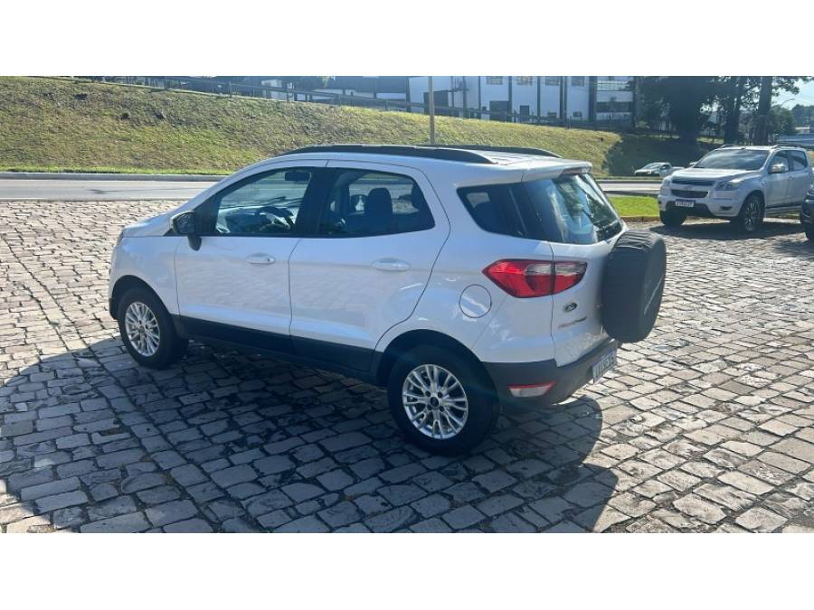 FORD - ECOSPORT - 2016/2017 - Branca - R$ 66.900,00