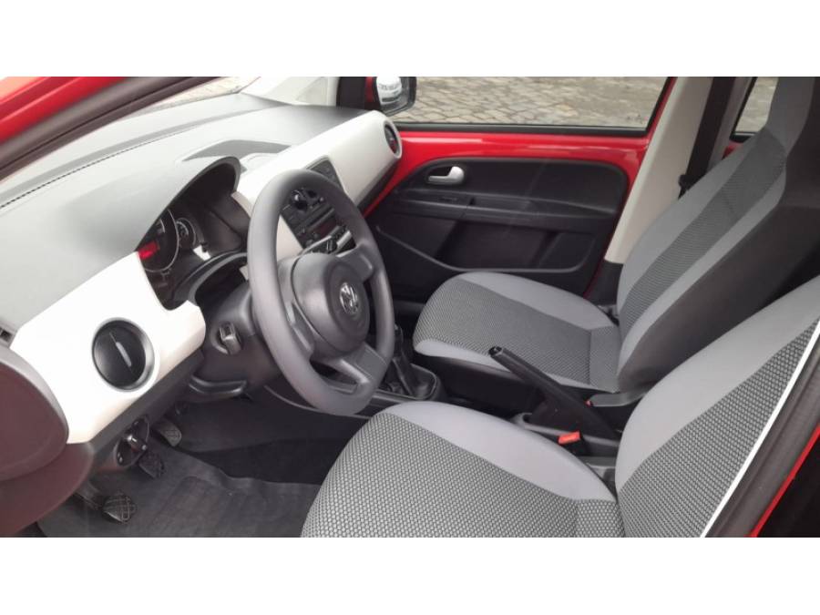 VOLKSWAGEN - UP - 2017/2017 - Vermelha - R$ 54.800,00