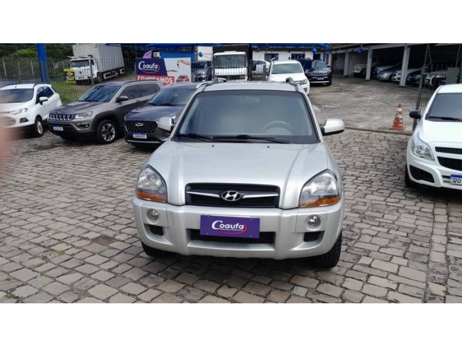 HYUNDAI - TUCSON - 2011/2012 - Prata - R$ 45.000,00